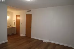 11402 SW Royal Villa Dr 144, Tigard, OR 97224 - Photo 19