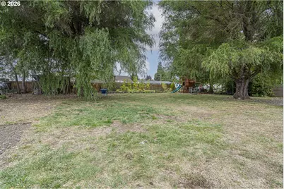 320 S 11th St, Lebanon, OR 97355 - Photo 37
