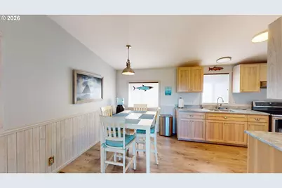 94515 Hayden Rd, Gold Beach, OR 97444 - Photo 9