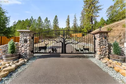 200 Eagle Ridge Dr, Canyonville, OR 97417 - Photo 7