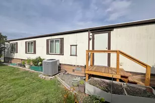3564 E 2nd St, The Dalles, OR 97058 - Photo 9