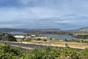 3564 E 2nd St, The Dalles, OR 97058 - Photo 3