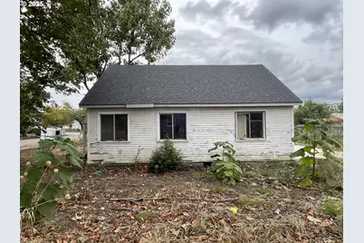 1109 4th St, Springfield, OR 97477 - Photo 3