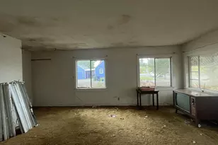 1109 4th St, Springfield, OR 97477 - Photo 5