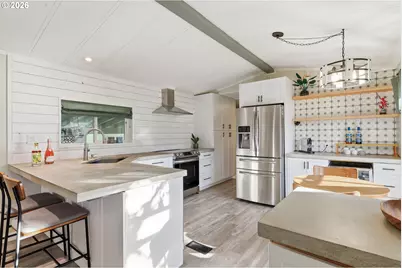 301 E Columbia Dr #62, Newberg, OR 97132 - Photo 5