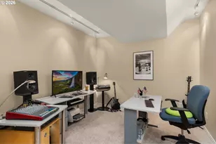 9625 NW Fleischner St, Portland, OR 97229 - Photo 35