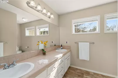 9625 NW Fleischner St, Portland, OR 97229 - Photo 31