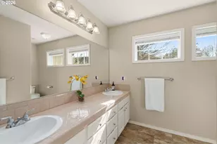 9625 NW Fleischner St, Portland, OR 97229 - Photo 31