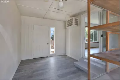 214 E 13th St, The Dalles, OR 97058 - Photo 7
