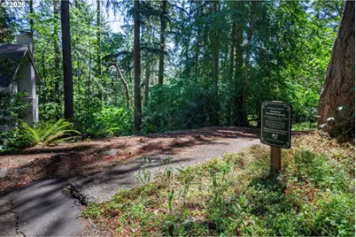 2834 Warren St, Eugene, OR 97405 - Photo 31