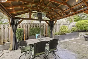 10534 SW 80th Ave, Portland, OR 97223 - Photo 45