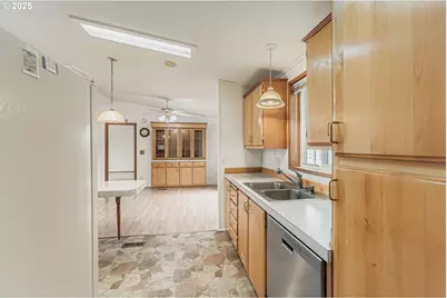 16500 SE 1st St #108, Vancouver, WA 98684 - Photo 11