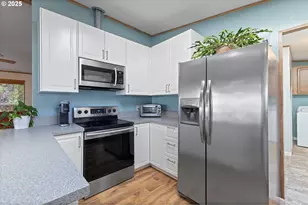 100 SW 195th Ave, Beaverton, OR 97006 - Photo 9