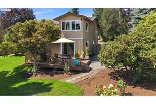 17190 Robb Pl, Lake Oswego, OR 97034 - Photo 27