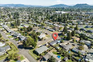 2302 Grovedale Dr, Springfield, OR 97477 - Photo 35