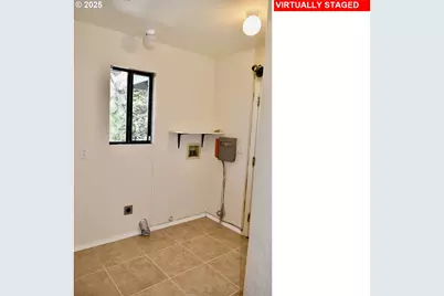 30436 Driftwood Dr, Gold Beach, OR 97444 - Photo 13