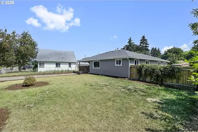 256 Douglas St, Longview, WA 98632 - Photo 3