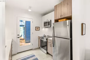 3732 SE Harvey St, Milwaukie, OR 97222 - Photo 9