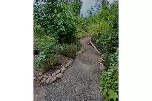 44989 McKenzie Hwy, Leaburg, OR 97489 - Photo 21