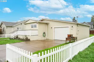 1833 2nd Ave, Albany, OR 97321 - Photo 3