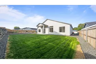 1277 SE 9th St, Hermiston, OR 97838 - Photo 27