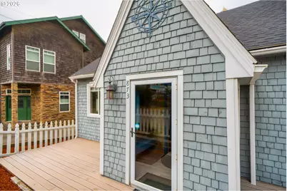 873 SW 8th St, Lincoln City, OR 97367 - Photo 3