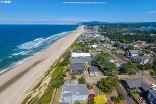 873 SW 8th St, Lincoln City, OR 97367 - Photo 9