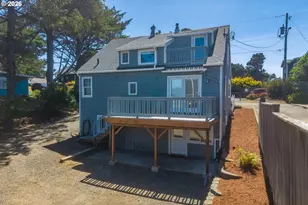 873 SW 8th St, Lincoln City, OR 97367 - Photo 11