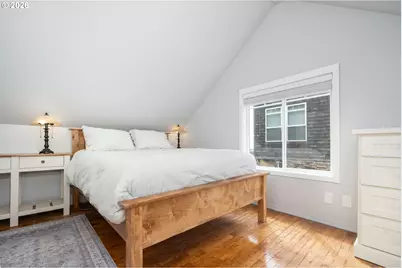 873 SW 8th St, Lincoln City, OR 97367 - Photo 29