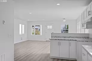 1175 N Dean St, Coquille, OR 97423 - Photo 17