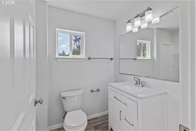 1175 N Dean St, Coquille, OR 97423 - Photo 23