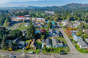 1175 N Dean St, Coquille, OR 97423 - Photo 33