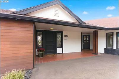 12048 SW Caffall Ln, Tigard, OR 97224 - Photo 3