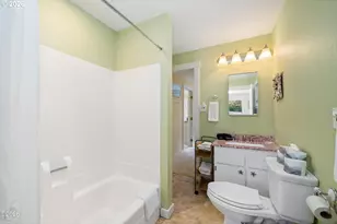 580 S Columbia St, Seaside, OR 97138 - Photo 21