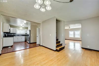 2901 Fruit Valley Rd, Vancouver, WA 98660 - Photo 7