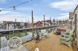 1817 N Jantzen Ave, Portland, OR 97217 - Photo 23