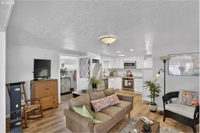 1817 N Jantzen Ave, Portland, OR 97217 - Photo 9