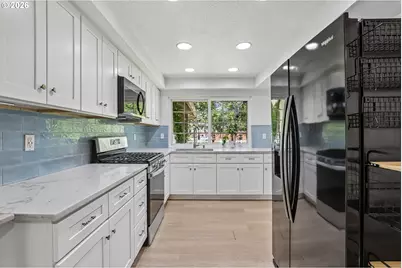 17940 SW Frances St, Beaverton, OR 97003 - Photo 19