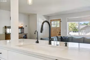 2140 SW Huntington Ave, Portland, OR 97225 - Photo 15