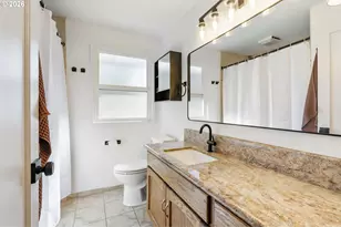 2140 SW Huntington Ave, Portland, OR 97225 - Photo 25