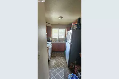 2495 Taylor St, Eugene, OR 97405 - Photo 5