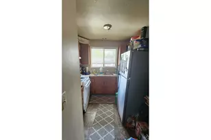 2495 Taylor St, Eugene, OR 97405 - Photo 5