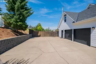 1492 NW Penny Ln, Albany, OR 97321 - Photo 7