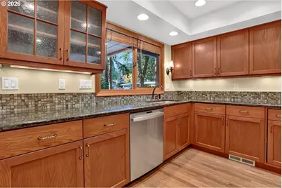 9609 SE Butte Ave, Vancouver, WA 98664 - Photo 7