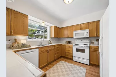 8995 SE 282nd Ave, Boring, OR 97009 - Photo 11