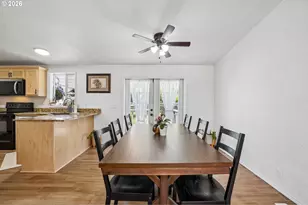 127 Pioneer Ave NE, Castle Rock, WA 98611 - Photo 13