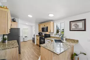 127 Pioneer Ave NE, Castle Rock, WA 98611 - Photo 17