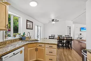 127 Pioneer Ave NE, Castle Rock, WA 98611 - Photo 19