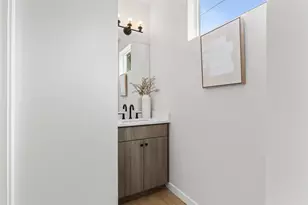 6913 N Bank St, Portland, OR 97203 - Photo 11