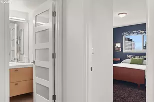 2393 SW Park Pl, Portland, OR 97205 - Photo 19